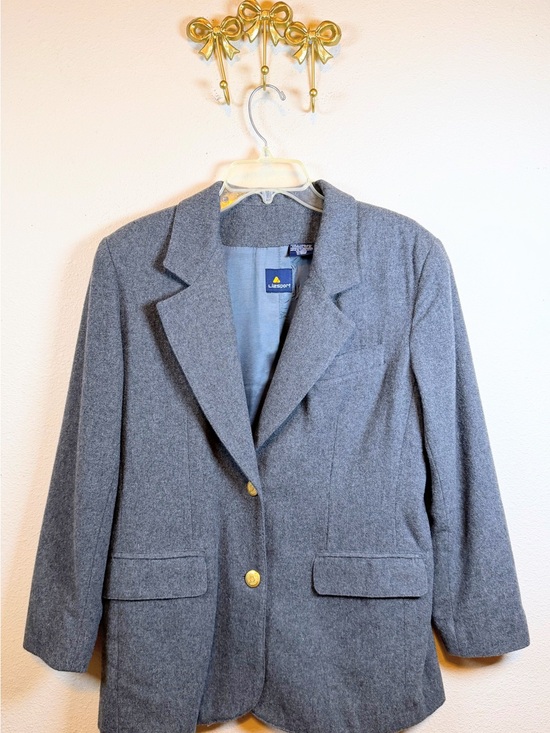 Lizsport Jackets & Blazers - Lizsport Women's Gray Wool-Blend Blazer with Gold Buttons. Size 4